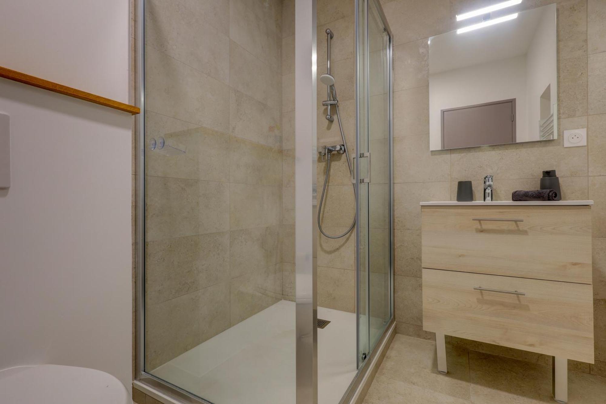 Le Westy 1 Apartment Hieres-Sur-Amby Exterior photo