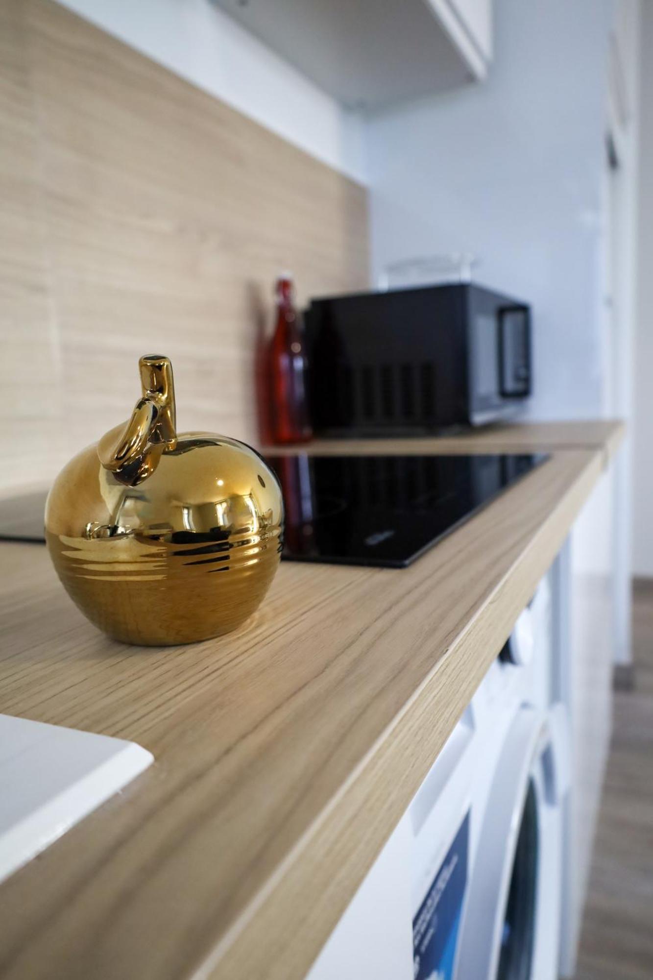 Le Westy 1 Apartment Hieres-Sur-Amby Exterior photo